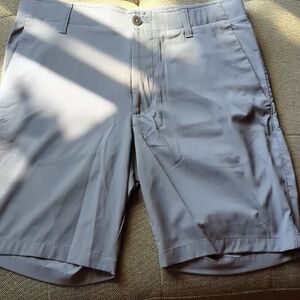 Under Armour Men's Gray Flat Front Shorts